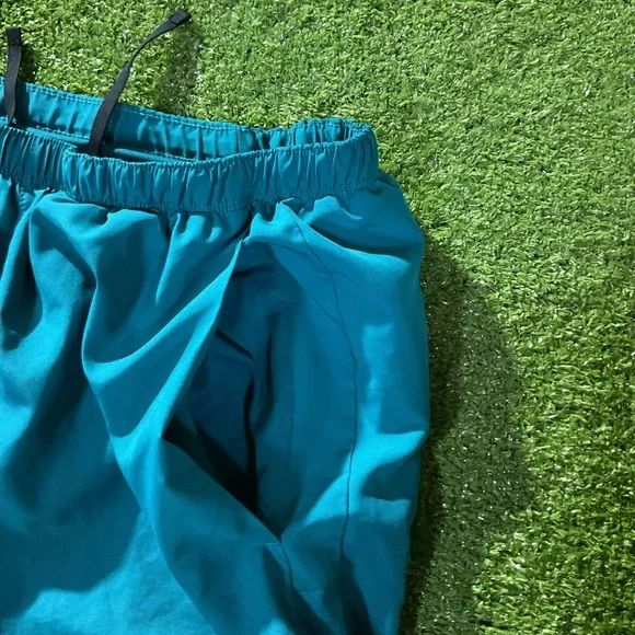 Nike Turquoise Men’s Running Shorts - Picture 4 of 10